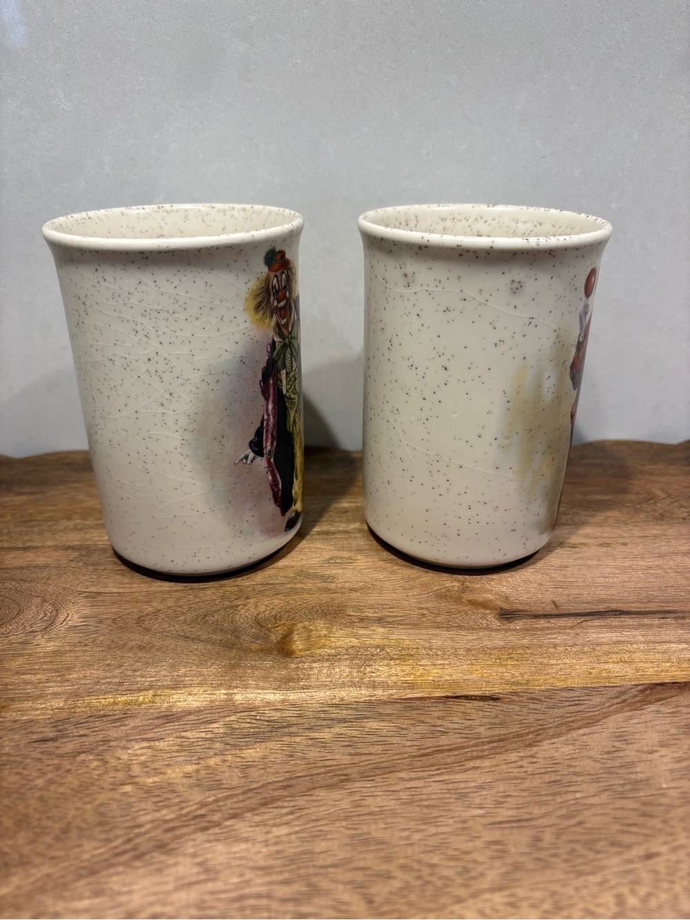 Vintage Clown Speckled Stoneware Mugs - Set of 2 - Made in England Cups - Picture 6 of 13